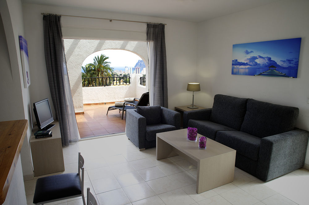 Bungalows Imperial Park Калпе Екстериор снимка